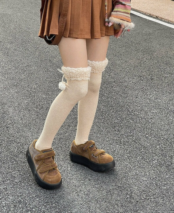 Pompon thigh high warm stockings